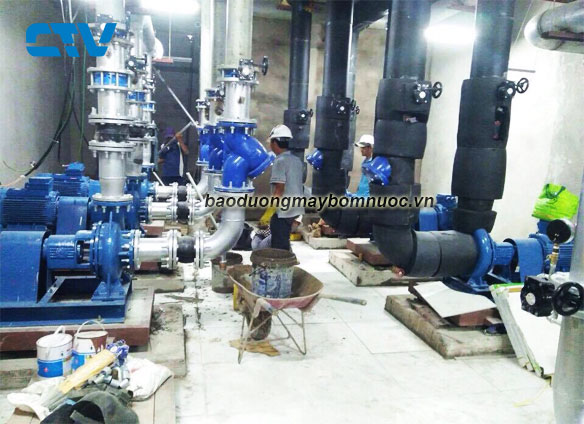 Bảo dưỡng hệ thống giải nhiệt Chiller đúng chuẩn